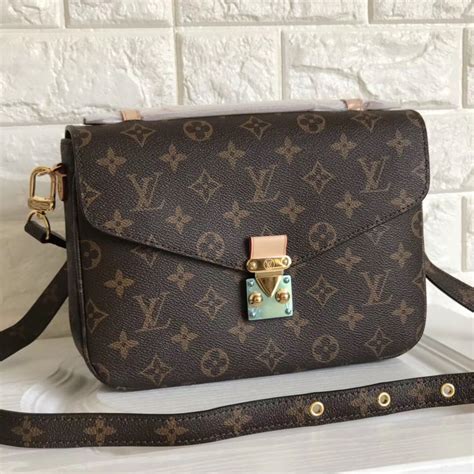 borsa louis vuitton rive droit|louis vuitton crossbody purse.